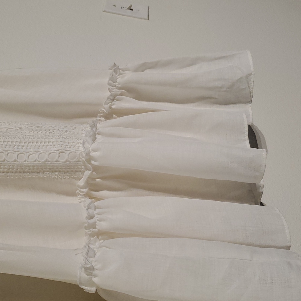 THE CLOTHING COMPANY WHITE DRESS - Picture 4 of 10